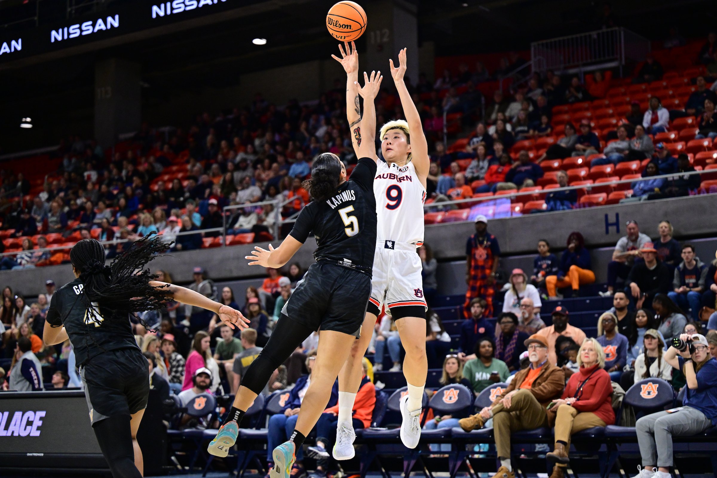  征戰(zhàn)NCAA！鄧雨婷：不太喜歡被稱為“李夢(mèng)接班人” 未來想進(jìn)WNBA